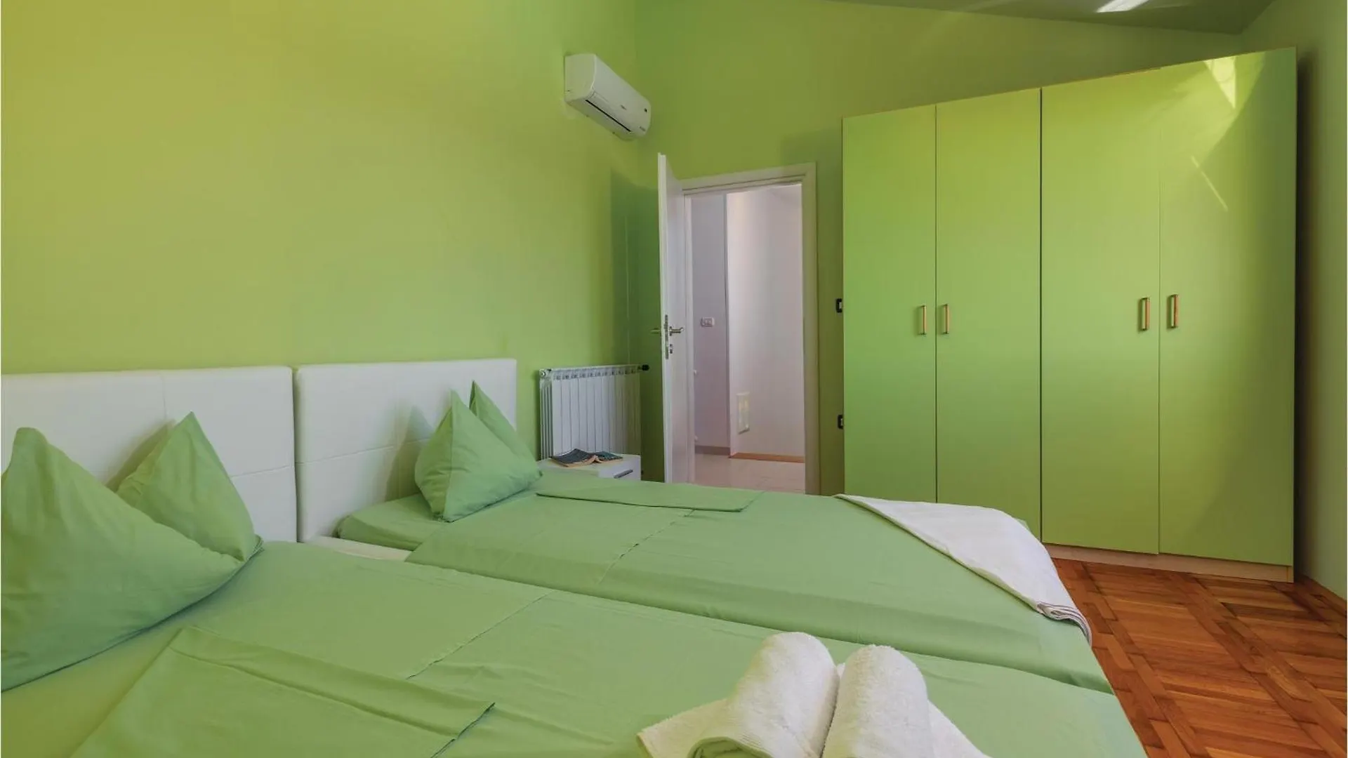 Nice Home In Vodnjan With Wifi Holiday home